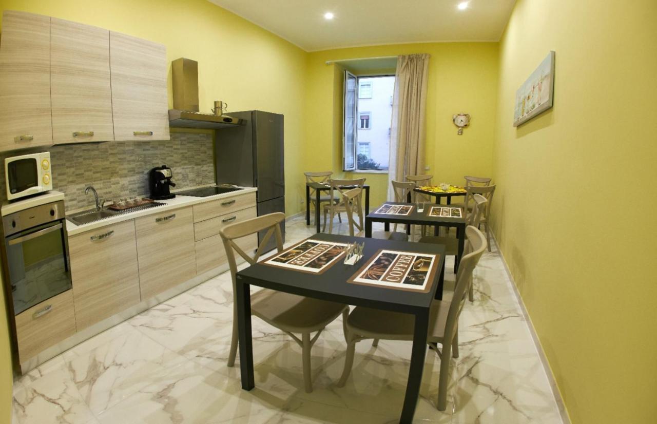B&B Dint 'O Core E Napule Naples Extérieur photo